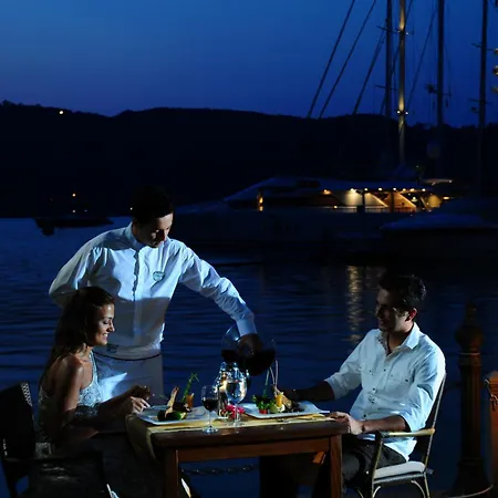 Отель Ece Saray Marina (adults Only) 4*