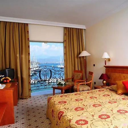 فندق Ece Saray Marina (adults Only)