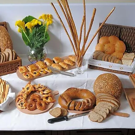 ايس سراي مارينا فندق 4*