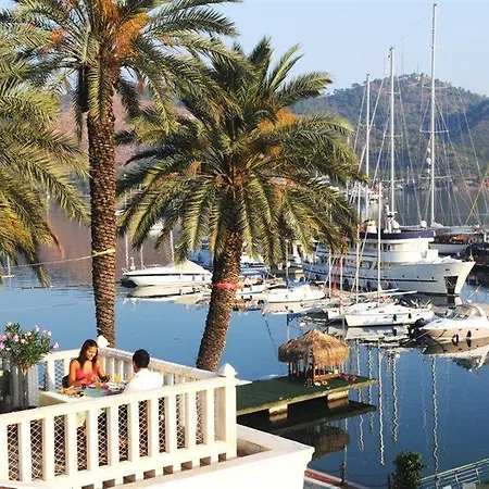 Ece Saray Marina (adults Only) Φετιγιέ
