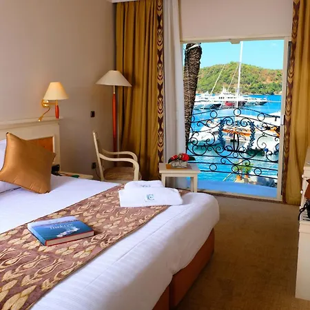 מלון Ece Saray Marina (adults Only) פאטהיה