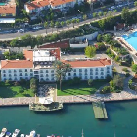מלון Ece Saray Marina (adults Only) 4*