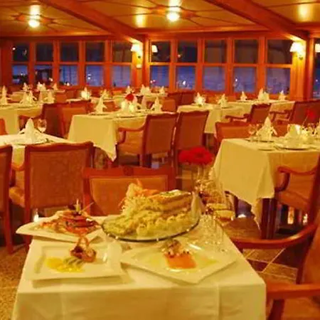 Ece Saray Marina (adults Only) מלון פאטהיה