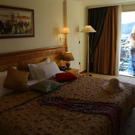 Ece Saray Marina (adults Only) מלון 4*